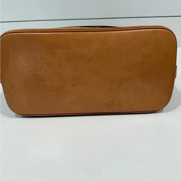 Louis Vuitton ALMA Classic Monogram Satchel - Picture 9 of 10